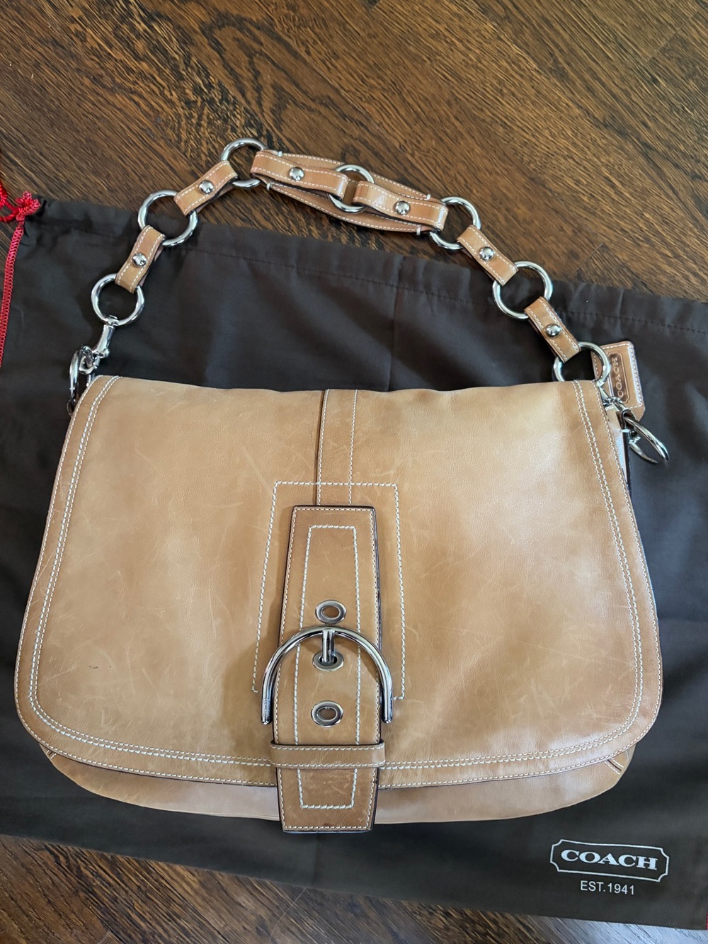 Vintage Coach Soho XL
Flap Bag (#10582) in Light Saddle